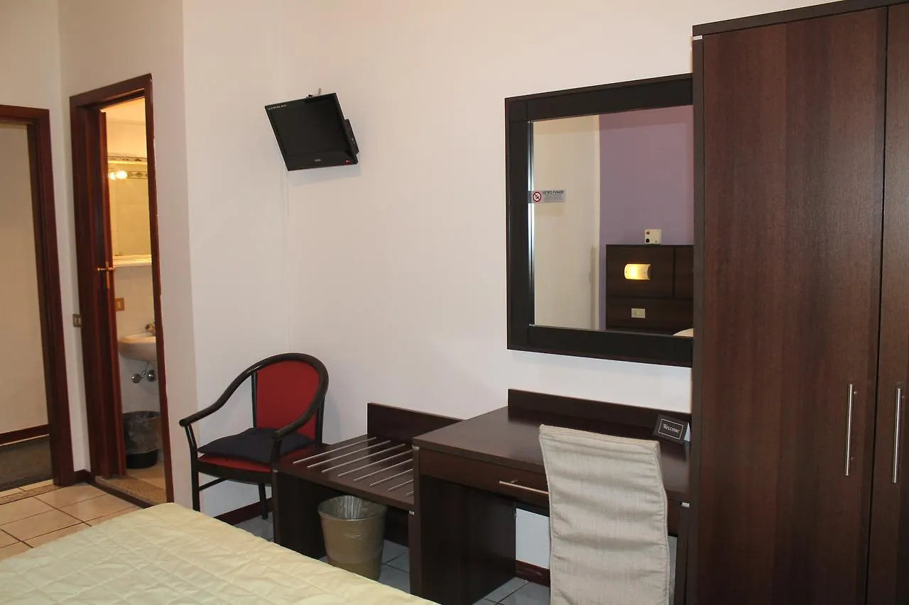 Hotel Catalani E Madrid Milan