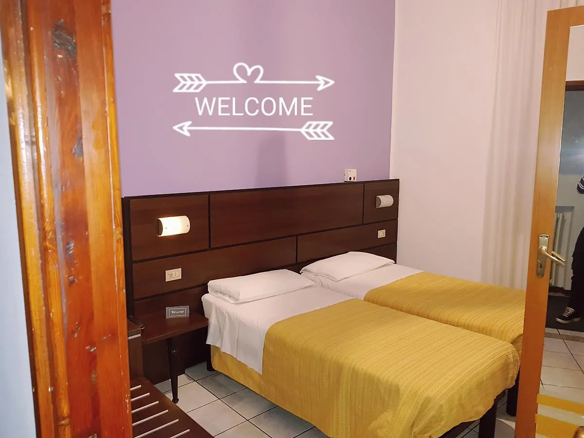 Hotel Catalani E Madrid Milan 2*,