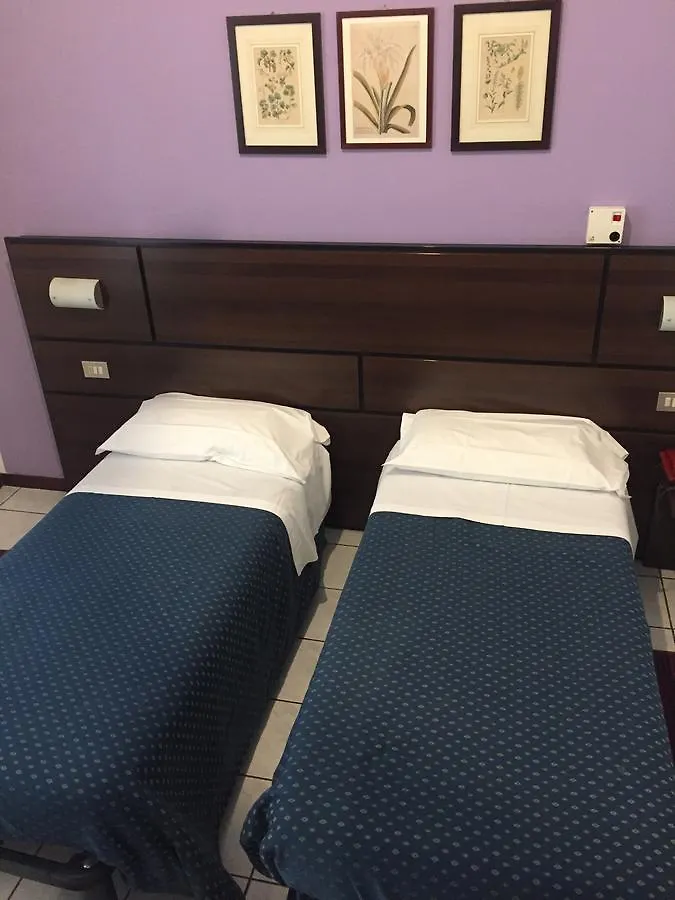 Hotel Catalani E Madrid Milan 2*,