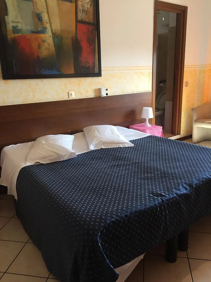 Hotel Catalani E Madrid Milan 2*,