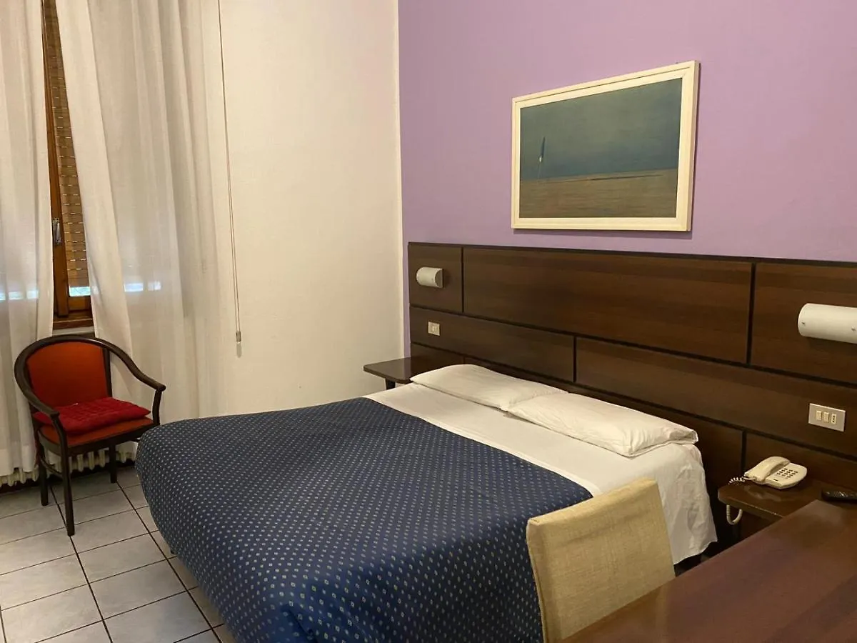 Hotel Catalani E Madrid Milan